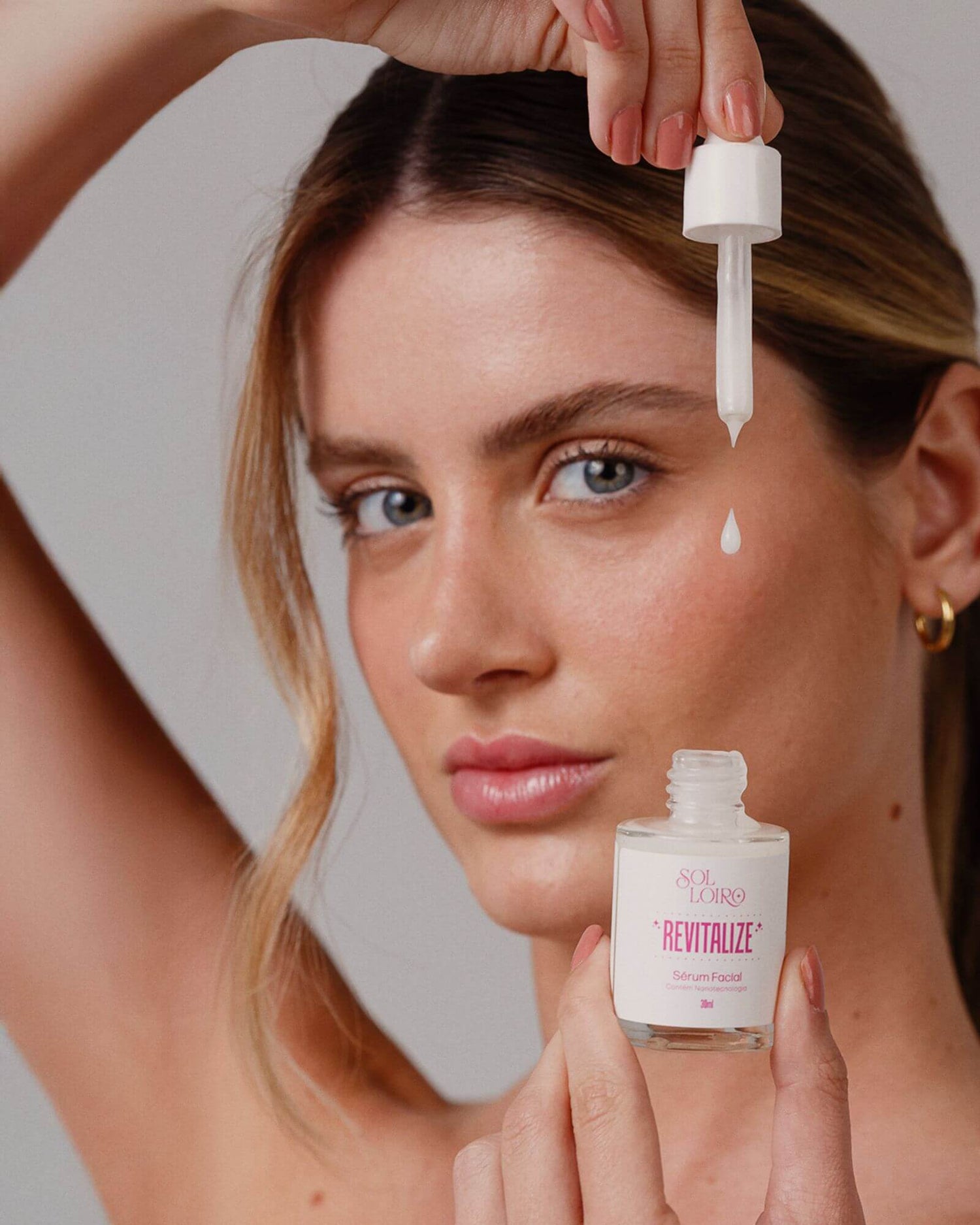 Sérum Revitalize Com Ácido Hialurônico - Firmeza e Hidratação